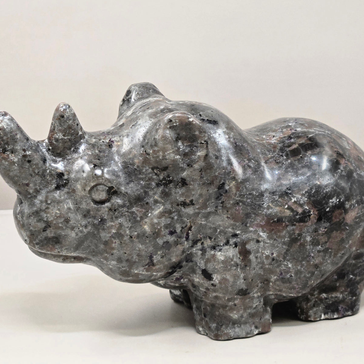 Natural Florescent Yooperlight Animal Carvings