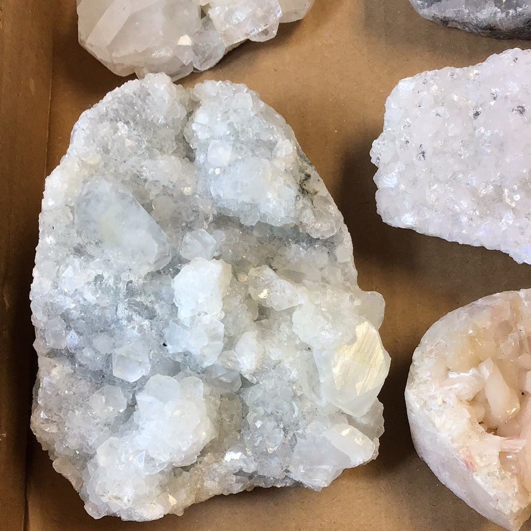 Large Mixed Zeolites Flat