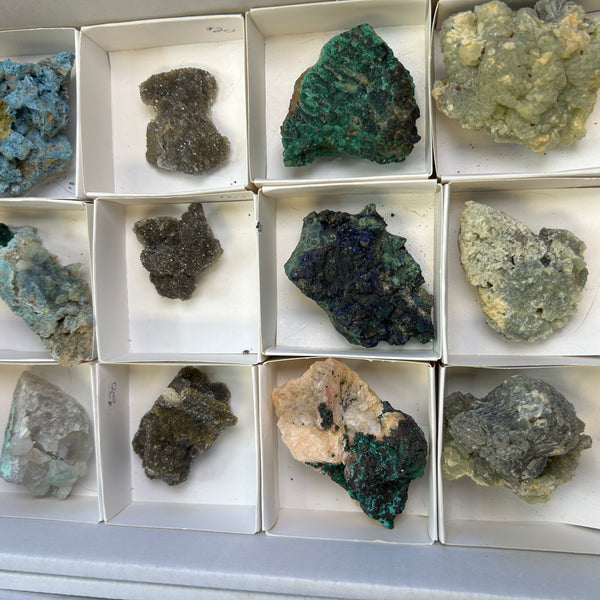 Mixed Mineral Flat 12 Piece