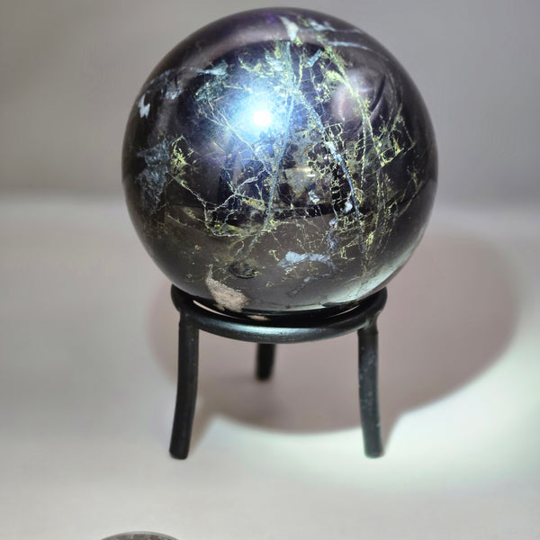 Purpurite Sphere