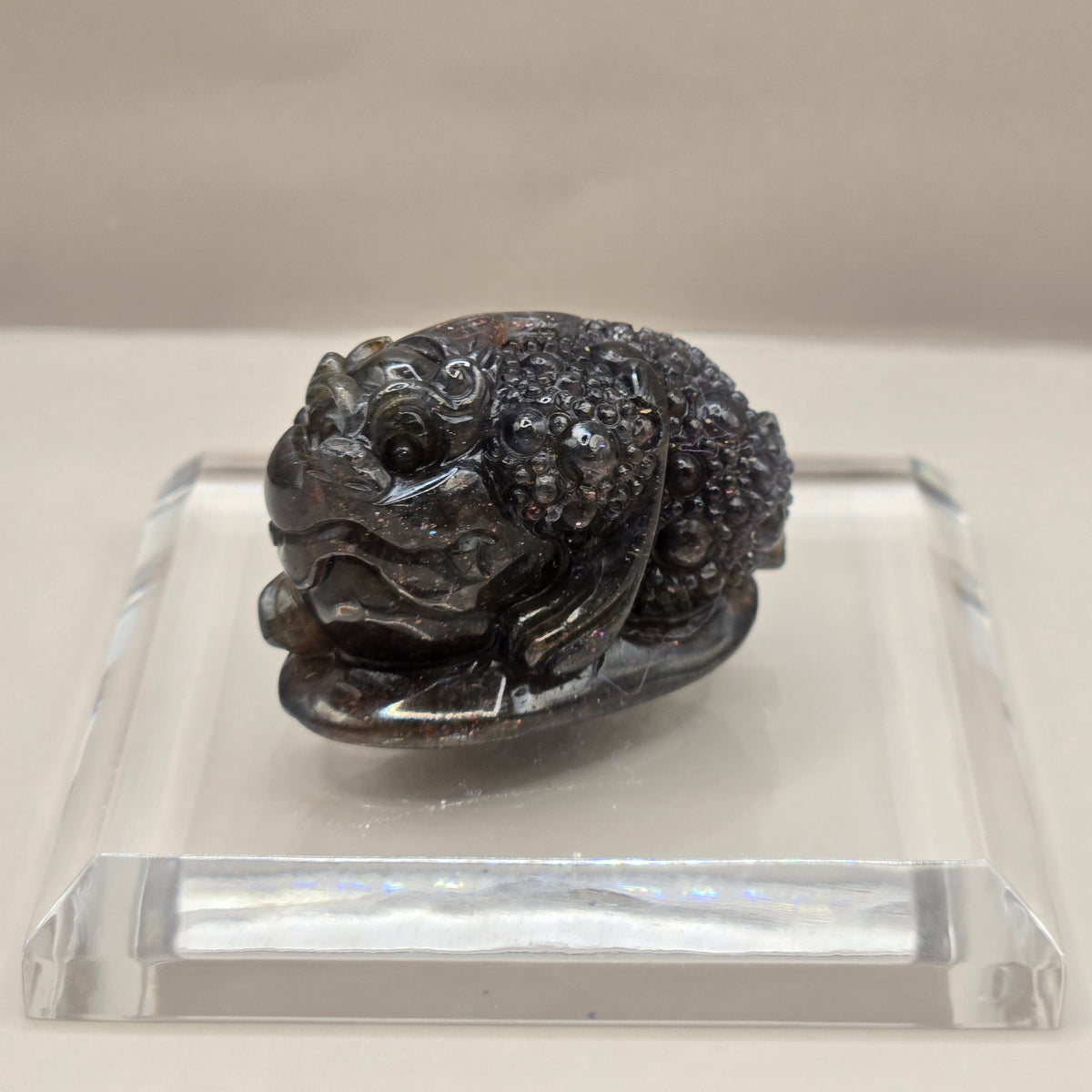 Money Toad (Iolite & Sunstone)