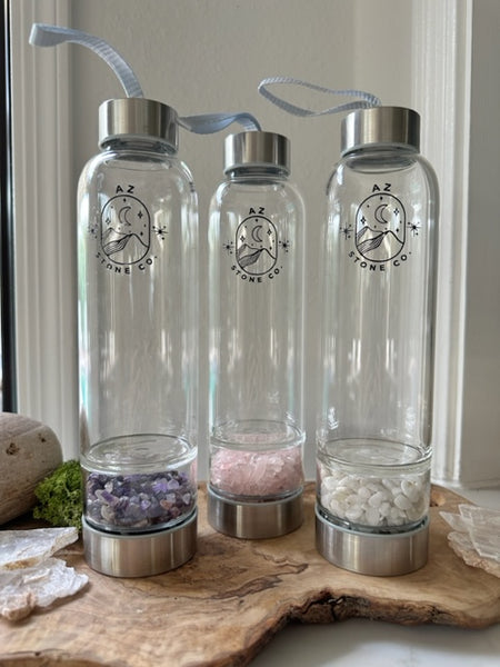 Reusable Glass Water Bottle with Crystal Chips - Hydrate with Healing Energy